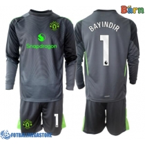 Fotballdrakt Barn Manchester United Altay Bayindir #1 Keeper Bortedraktsett 2025-26 Langermet (+ Korte bukser)